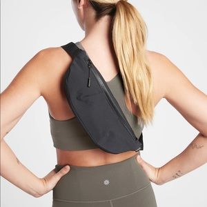 Athleta Kinetic waist bag
